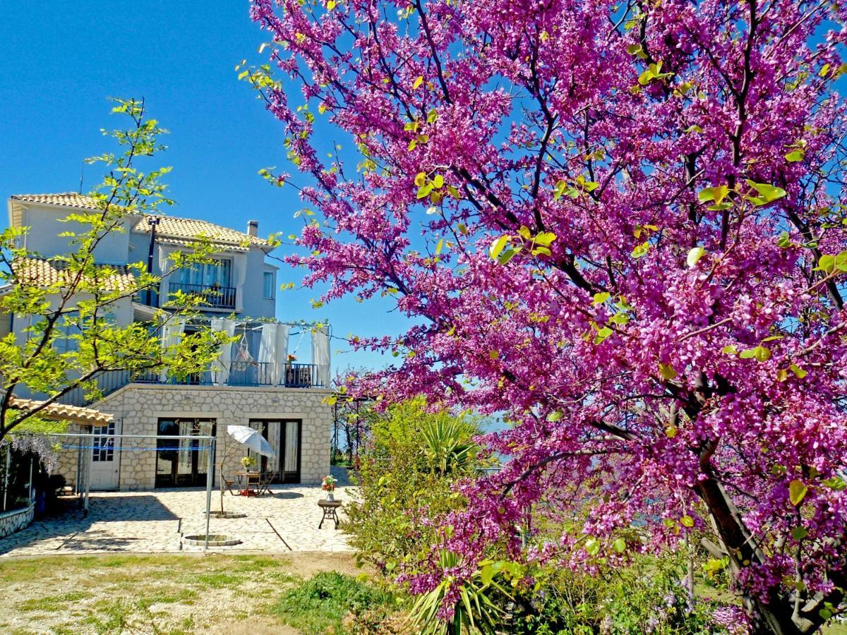 Villa Matula Kalamítsi Buitenkant foto